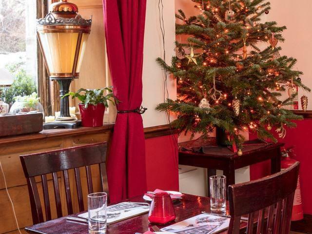 The Gordon Arms Hotel West Linton Bagian luar foto
