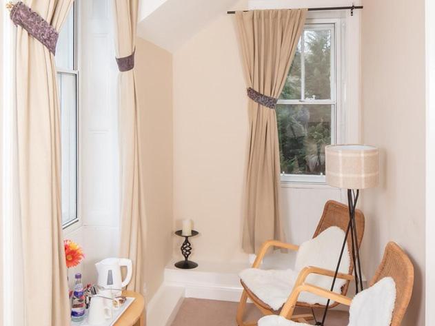 The Gordon Arms Hotel West Linton Bagian luar foto